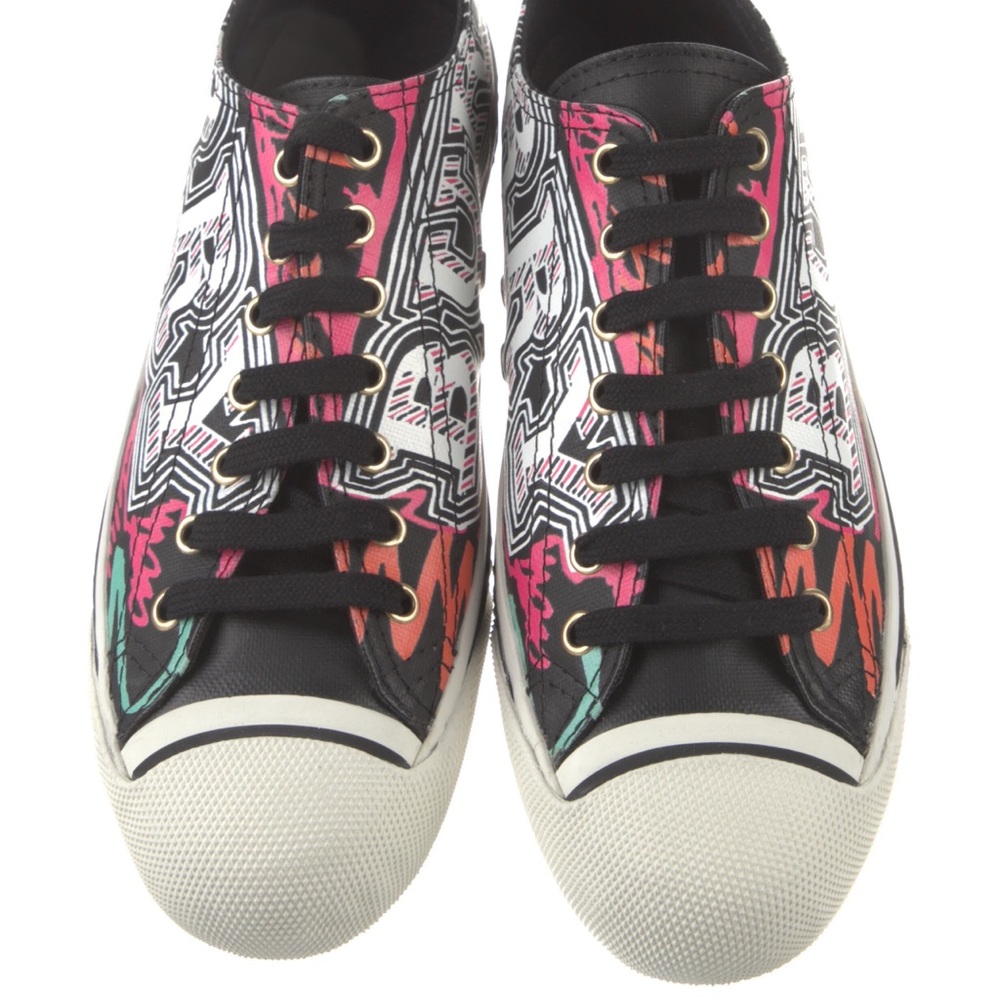 Burberry London Low Top Sneakers Size 8 NWT